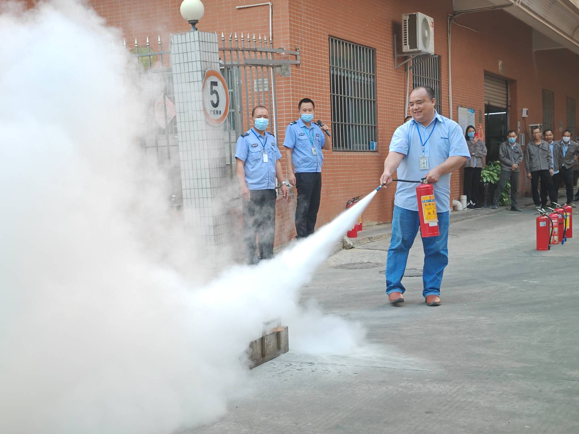 202311271701064909249849.jpg 661B9669BD9F78B924F7B197CC8D18C6.jpg