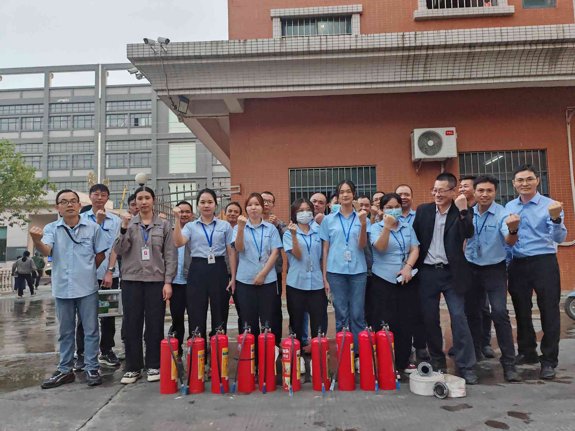 202311271701065355637149.jpg 83FE16533B4351121E52A9275209F11F.jpg